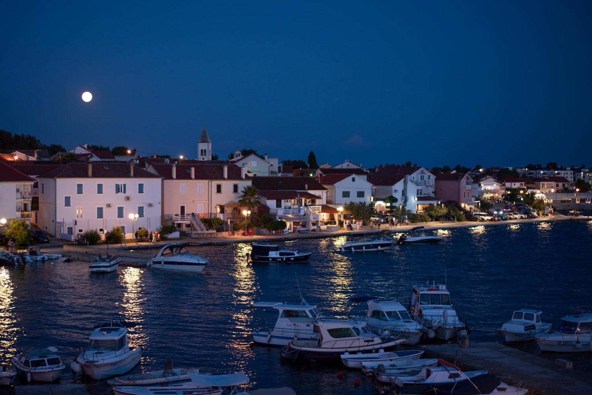 Hotel Petrcane Εξωτερικό φωτογραφία