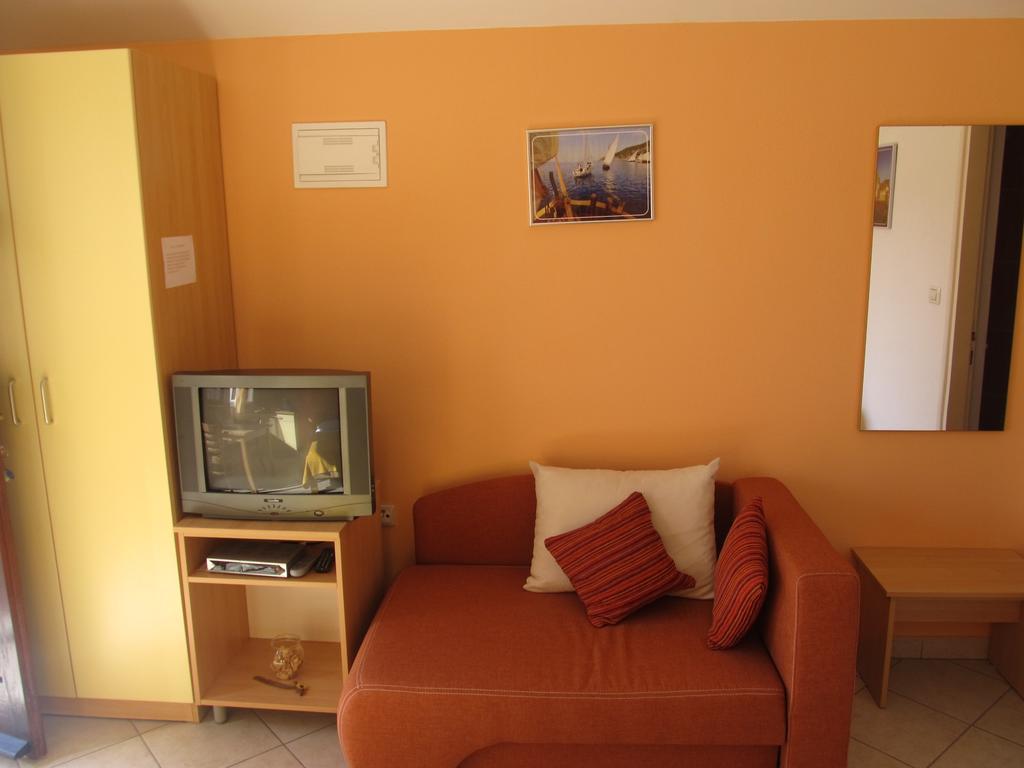 Hotel Petrcane Εξωτερικό φωτογραφία