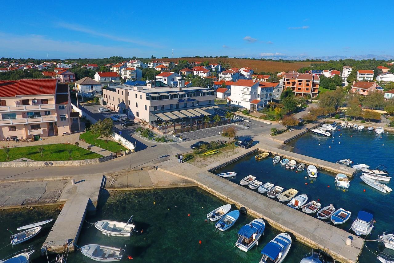 Hotel Petrcane Εξωτερικό φωτογραφία